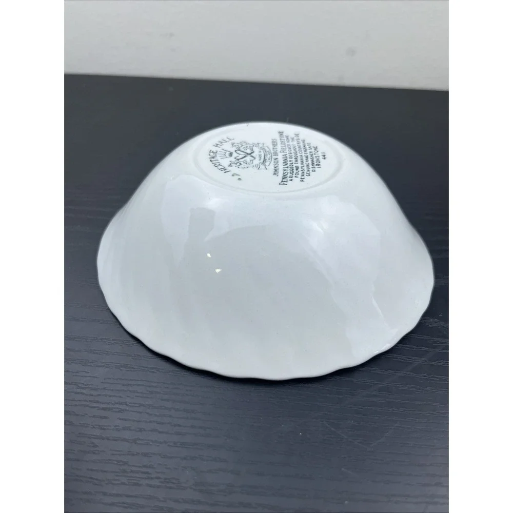 Johnson Brothers‎ Heritage Hall French Provincial Cereal Bowl 6